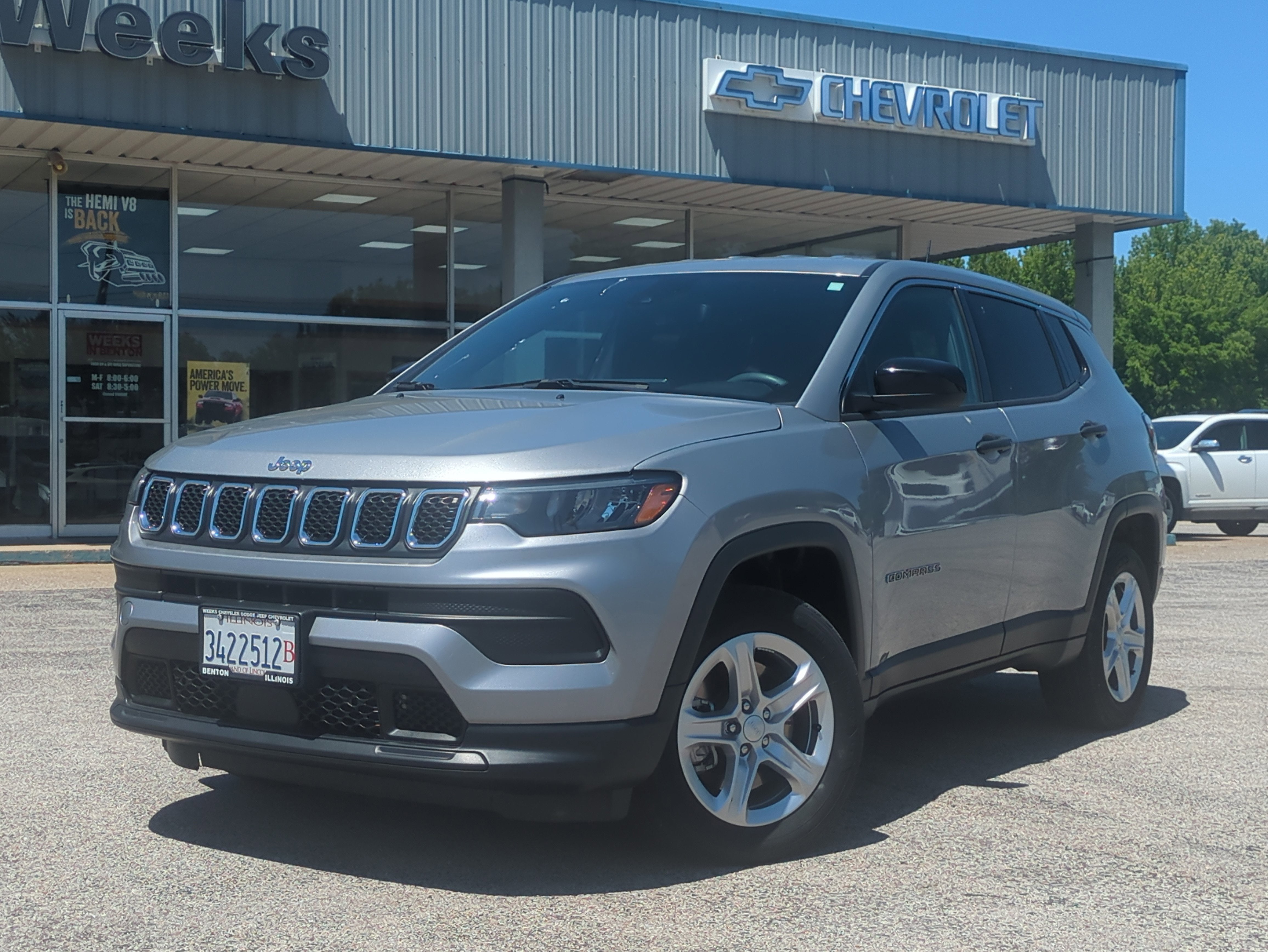 2023 Jeep Compass Sport 4x4 in Billet Silver Metallic Clearcoat — front three-quarter view